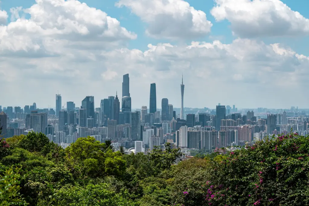 串口转换器与隔离器选型对比：提升系统抗干扰能力的关键