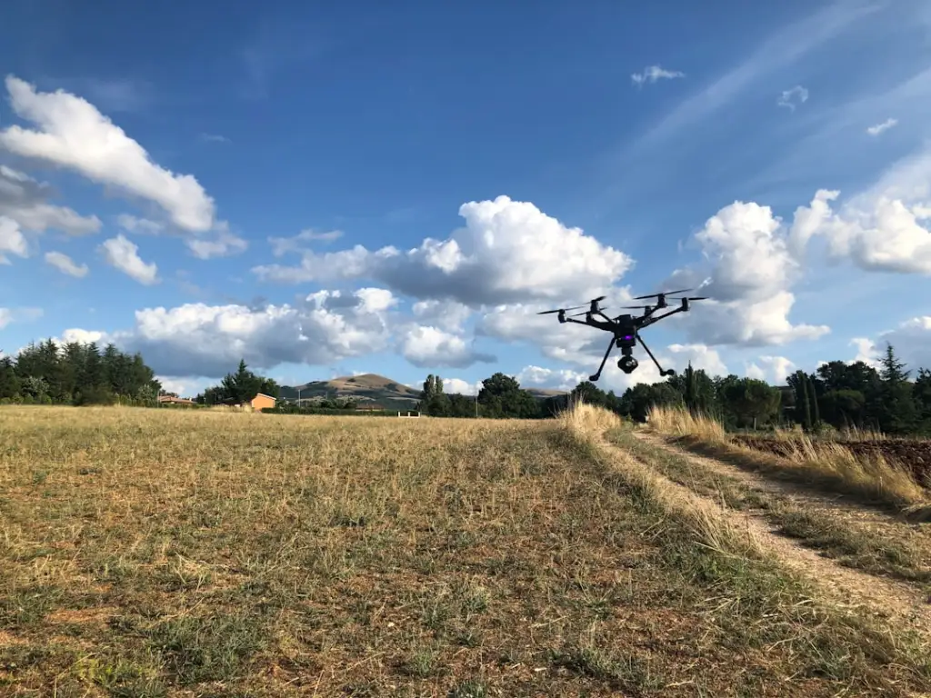 RS485中继器在工业现场长距离通信中的信号增强方案设计
